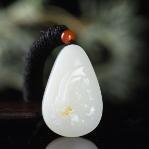 山流水料和田羊脂白玉凤穿牡丹吊坠