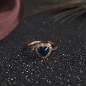 18K天空蓝多米蓝珀心形戒指