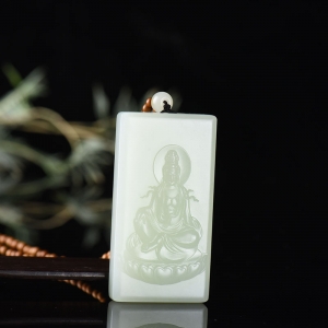 籽料和田白玉观音吊坠