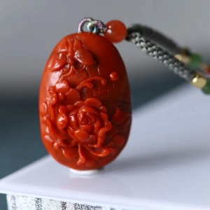 柿子红南红蝶恋花吊坠