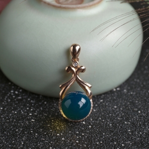 18K天空蓝多米蓝珀吊坠