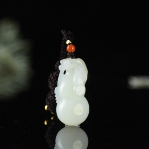 籽料和田白玉福禄吊坠