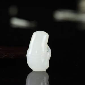 籽料和田白玉竹节吊坠