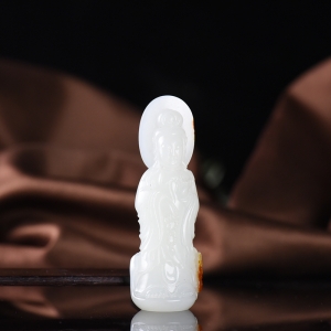 籽料和田白玉观音吊坠