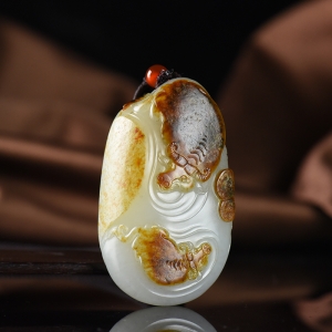 籽料和田白玉扭转乾坤吊坠