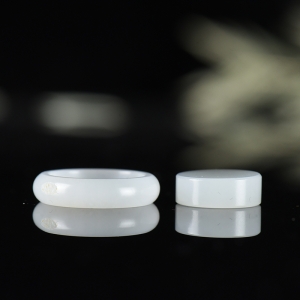 籽料和田白玉指环套装