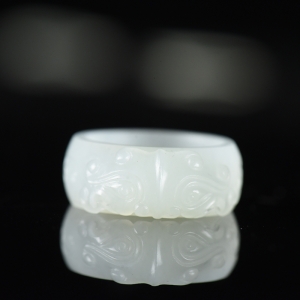 籽料和田白玉守护指环