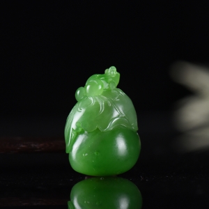 山料和田碧玉福禄吊坠