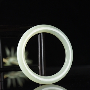 57mm山料和田白玉圆镯