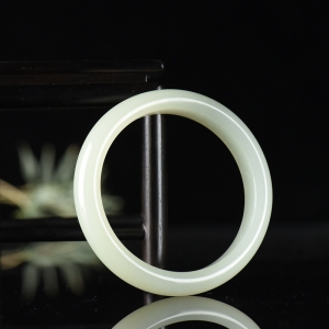 53.5mm山料和田白玉手镯