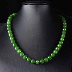 10mm山料和田碧玉项链
