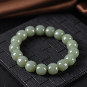 山料和田碧玉老形珠单圈手串