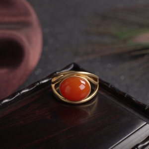 18K樱桃红南红戒指