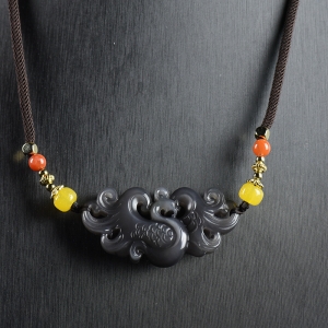 山料和田烟青玉凤凰项链