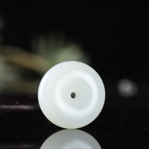 籽料和田白玉平安扣吊坠