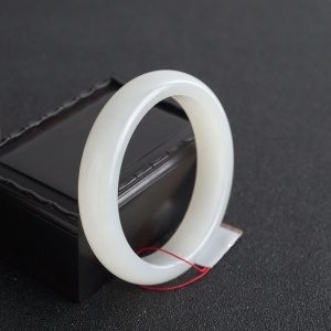 59mm山料和田白玉平安镯