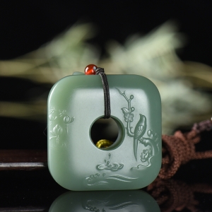 山料和田碧玉山水平安扣吊坠