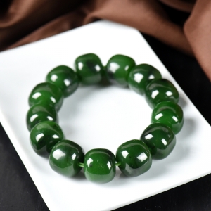 山料和田碧玉老形珠单圈手串