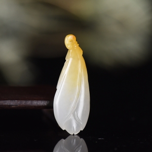 籽料和田白玉玉兰花吊坠