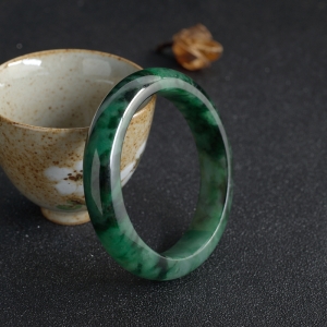 57mm糯冰种飘翠翡翠平安镯