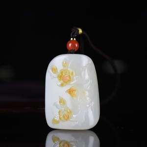 籽料和田白玉喜上眉梢吊坠