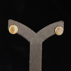 18K籽料和田玉圆满耳钉