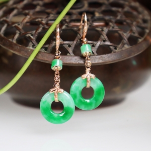 18k糯种翠绿翡翠平安环耳坠