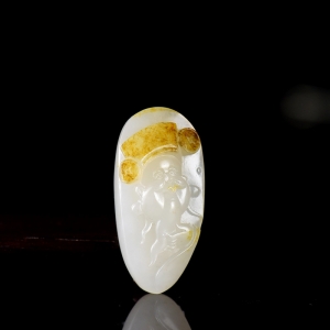 籽料和田白玉财神吊坠