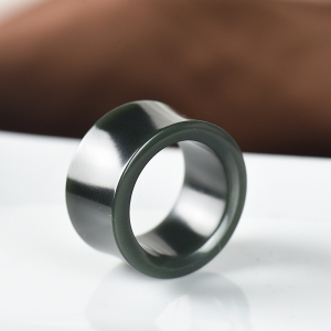 籽料和田青玉扳指