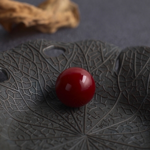 13mm阿卡牛血红珊瑚圆珠