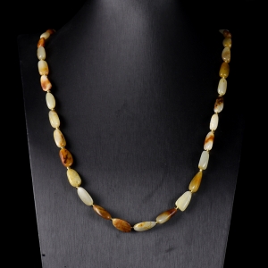 籽料和田玉原石项链