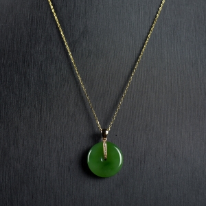 18K山料和田碧玉平安扣吊坠