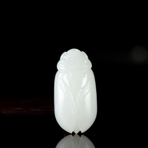 籽料和田白玉一鸣惊人吊坠