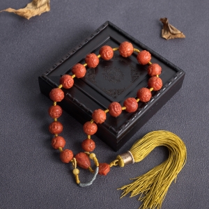 柿子红南红手持