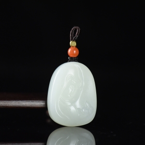 籽料和田白玉观音吊坠