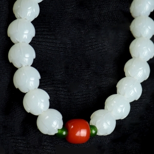 籽料和田白玉莲花珠单圈手串