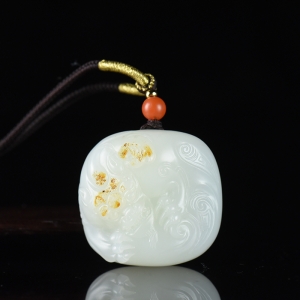 籽料和田白玉貔貅吊坠