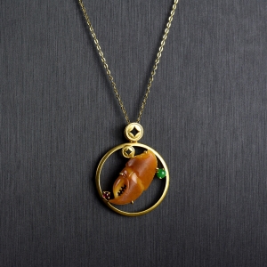 18K籽料和田玉黄沁八方来财吊坠