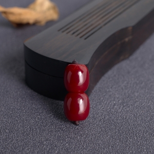 阿卡牛血红珊瑚桶珠（两件）