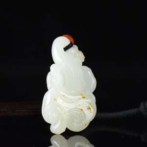 籽料和田白玉如意吊坠