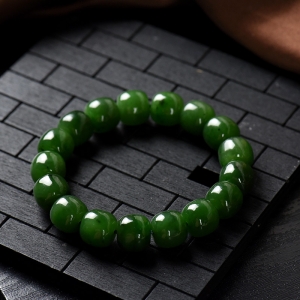 山料和田碧玉老形珠单圈手串