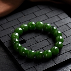 山料和田碧玉老形珠单圈手串