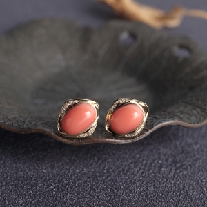 18KMOMO珊瑚耳钉