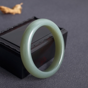 54mm山料和田青玉平安镯