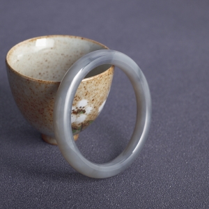 55mm山料和田烟青玉平安镯