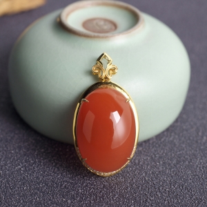 18K樱桃红南红吊坠