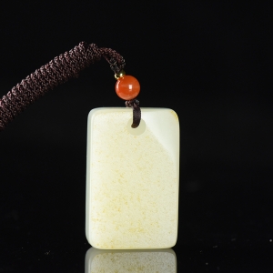 籽料和田白玉无事牌吊坠