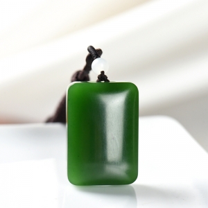 山料和田碧玉无事牌吊坠