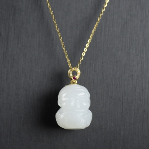 18K籽料和田白玉小地主吊坠
