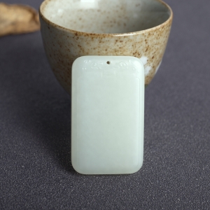 山料和田白玉无事牌吊坠